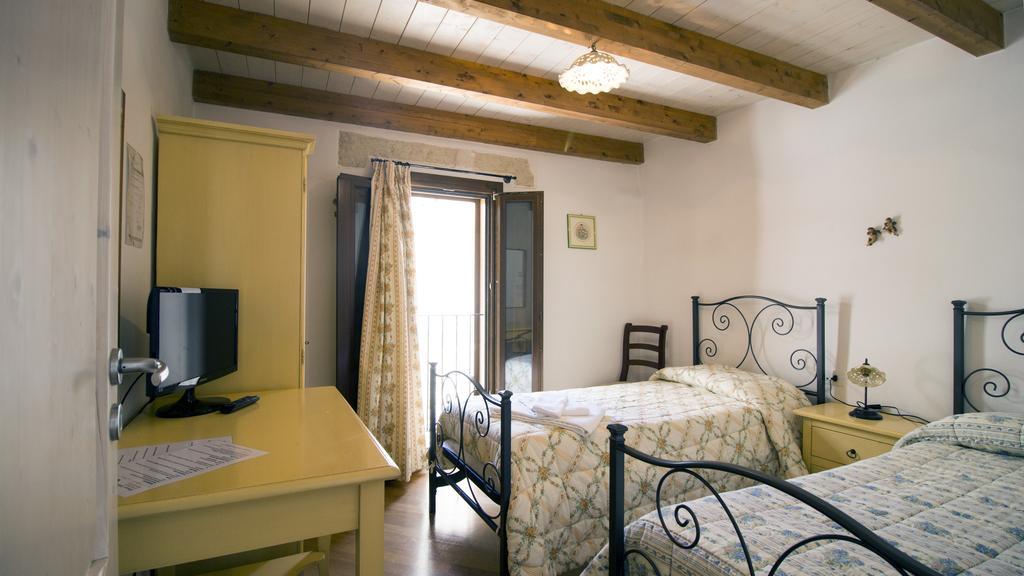 B&B Al Duomo Mola di Bari Kültér fotó